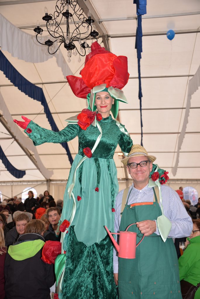 Walkact Rose und Gärtner